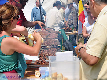 Grieks feest Huizingen 2010 - Griekendag - Foto 052 - Foto van https://www.grieksegids.be/huizingen/fotos2010/huizingen-2010-mid-foto-052.jpg