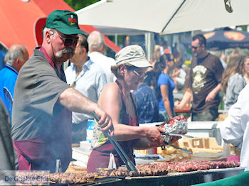 Grieks feest Huizingen 2010 - Griekendag - Foto 054 - Foto van https://www.grieksegids.be/huizingen/fotos2010/huizingen-2010-mid-foto-054.jpg